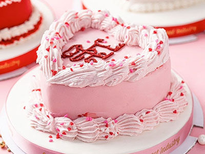 Heart cake 