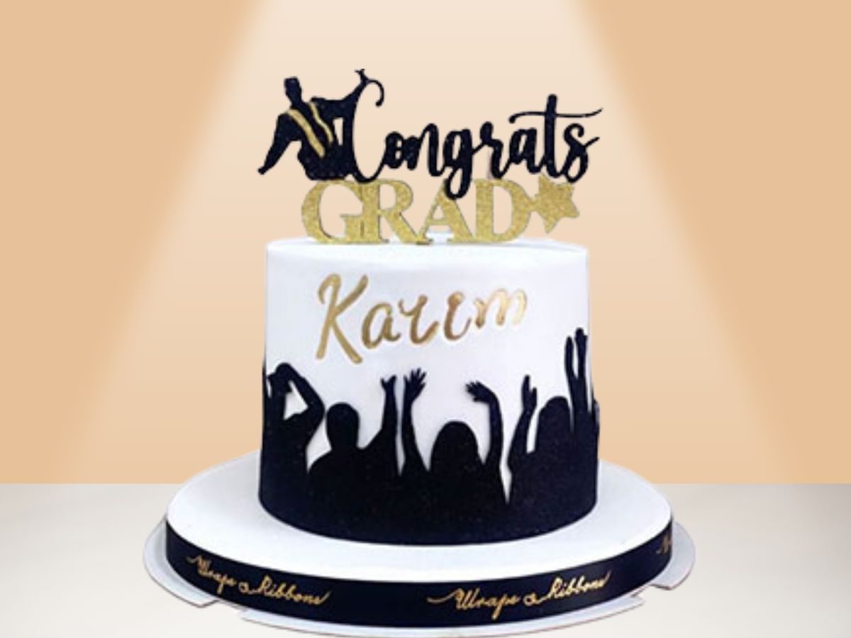 grad celebration cake
