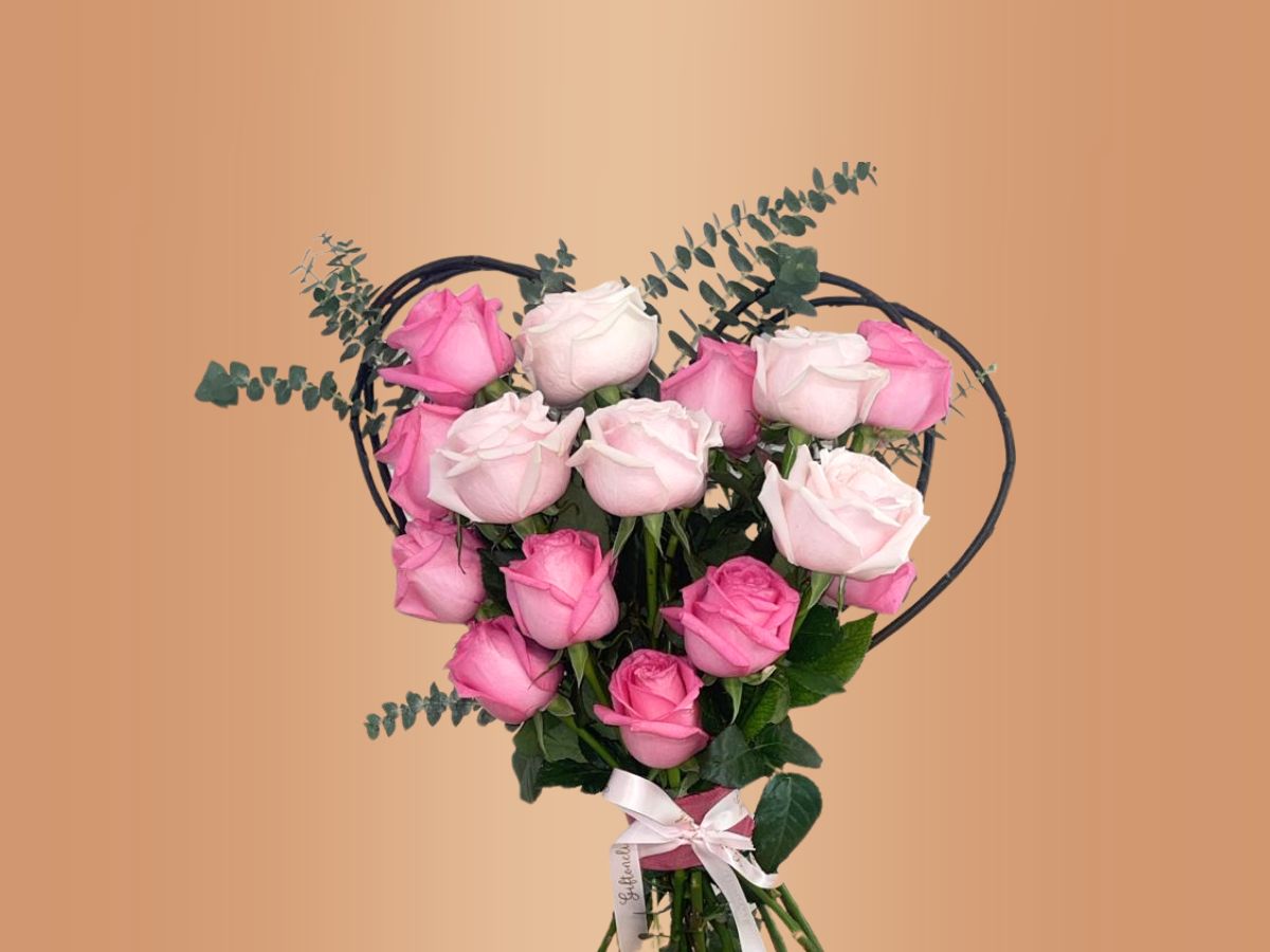 close up view of Pink heart-shaped rose bouquet with 15 fresh cut roses – Gift On Click Lebanon