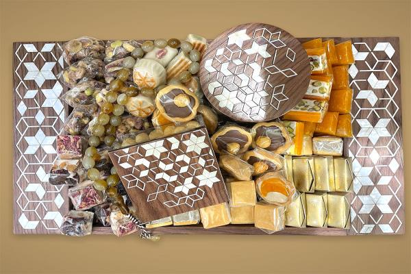 Ramadan Chocolate And Malban Tray