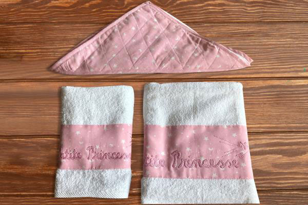 Baby Girl Set Of Towels With Embroidered Name | Accessories for Babies