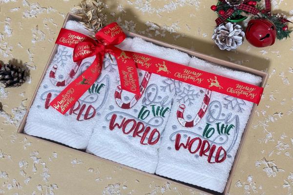 Joy To The World Towel Set