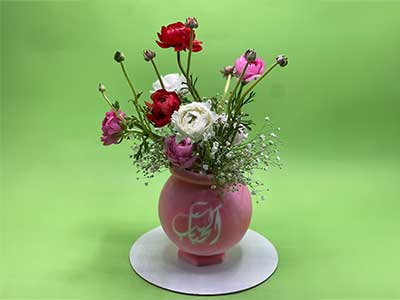 Floral Vase Cake 
