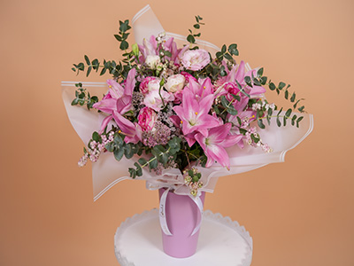 Elegant Lilies Bouquet