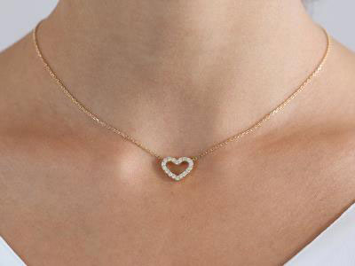 Gold Necklace with Heard Diamond Pendant | GiftonClick