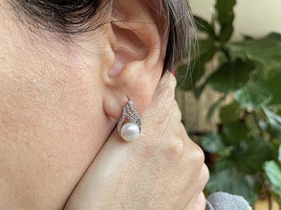 Shine Natural Pearl Earrings