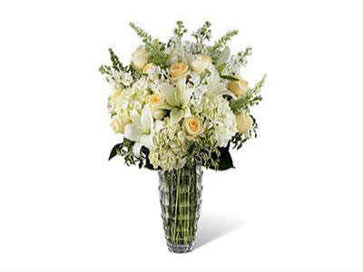White & Champagne Arrangement | giftonclick