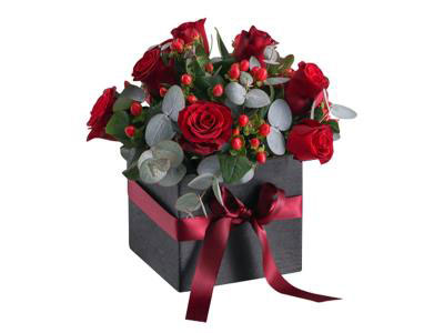 Tender Roses Box |giftonclick