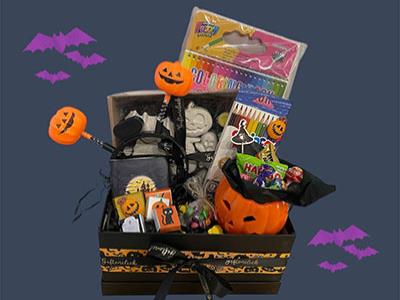 Trick-or-Treat Fun Kit for Girls