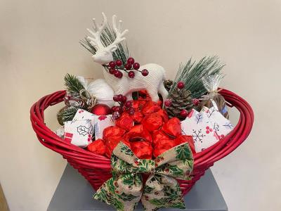 Winter Wonderland Christmas Basket|Giftonclick